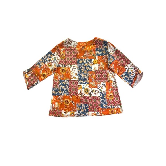 Above & Beyond Women’s M Patchwork Floral 3/4 Sleeve V-Neck Top Grommet Detail - Picture 4 of 11